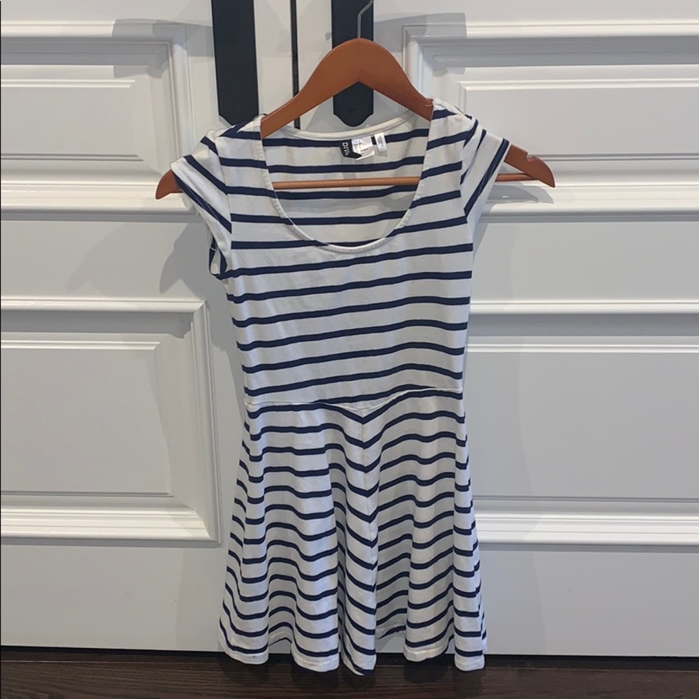 H&M dress